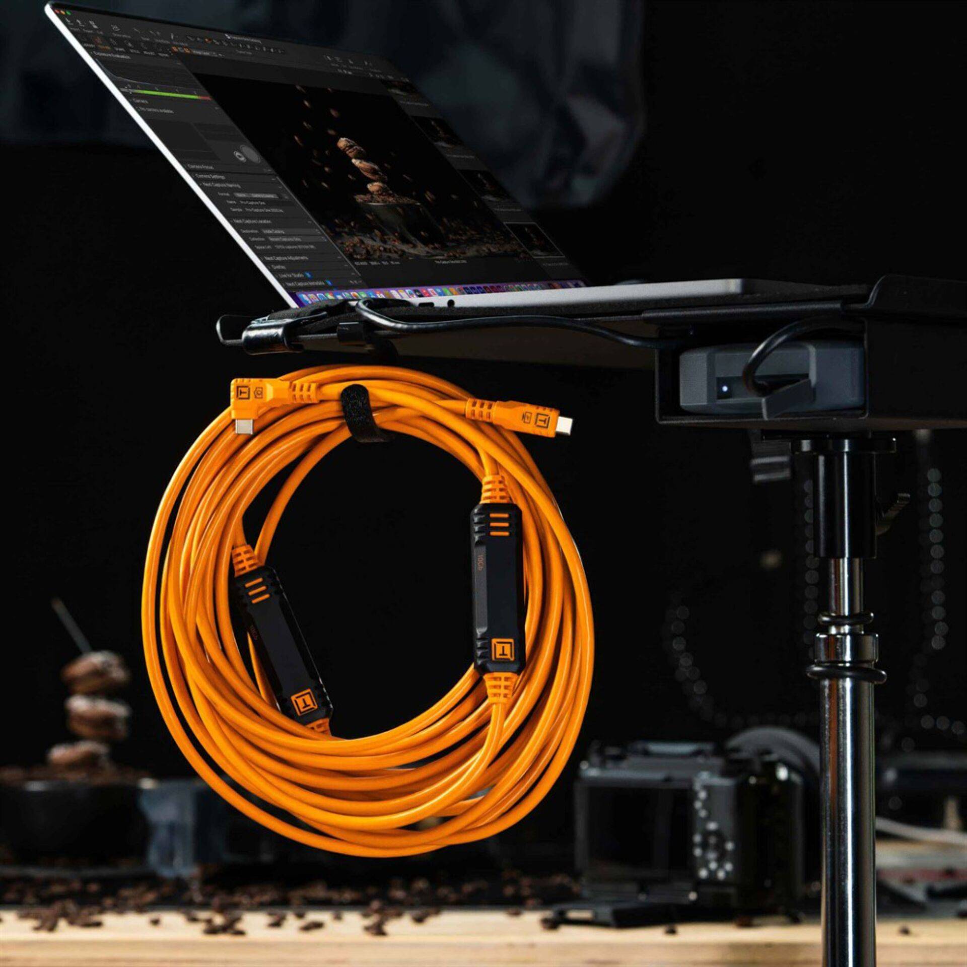 Tether Tools TetherPro USB-C Optima 10G rechts oranje 9,4 m-2