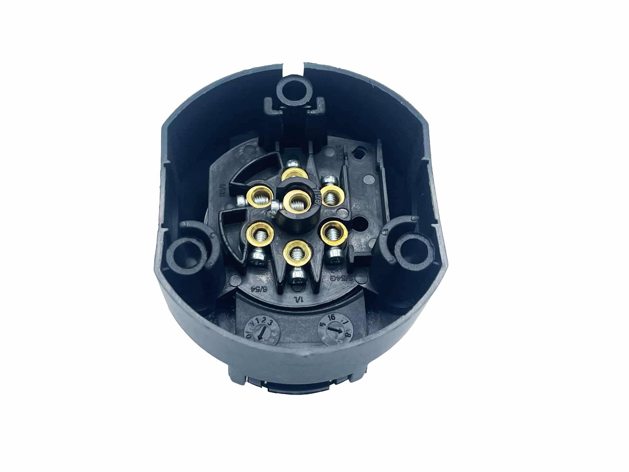 Stekkerdoos 7 polig waterdicht 12V-2
