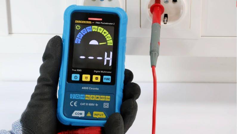 CAT III 600V true rms zakmultimeter-1