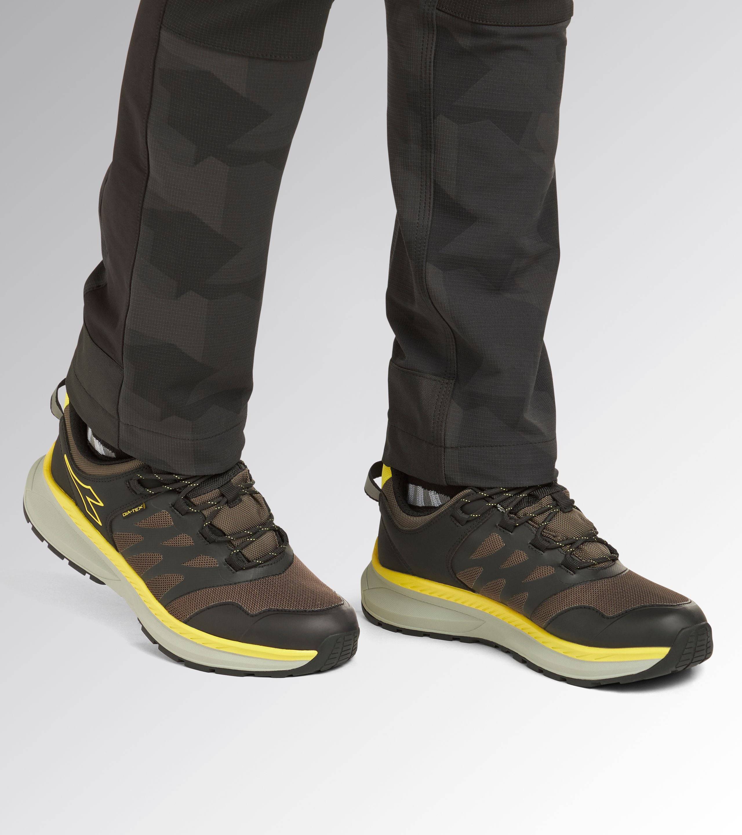 Diadora FREEDOM LOW O6 SR BROWN GRAY/YELLOW UTILITY 42-3