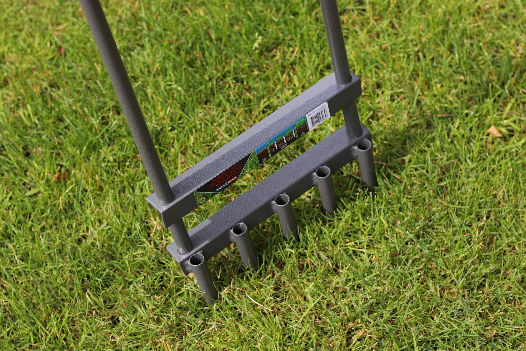 Talen Tools - Gazonbeluchter - Gazonprikker - Professioneel - Gepoedercoat staal - 30 cm-2