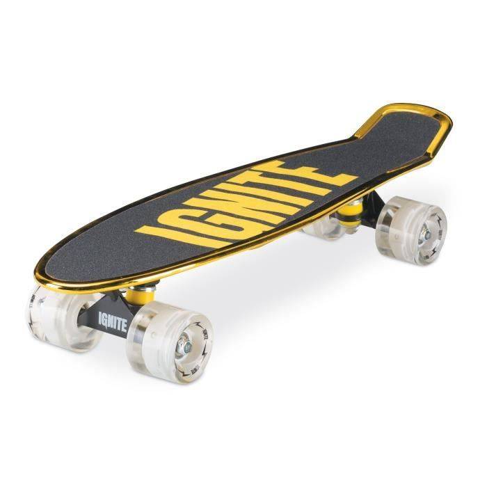 Verlicht Skateboard Set met Verstelbare Helm en Beschermende Uitrusting-1