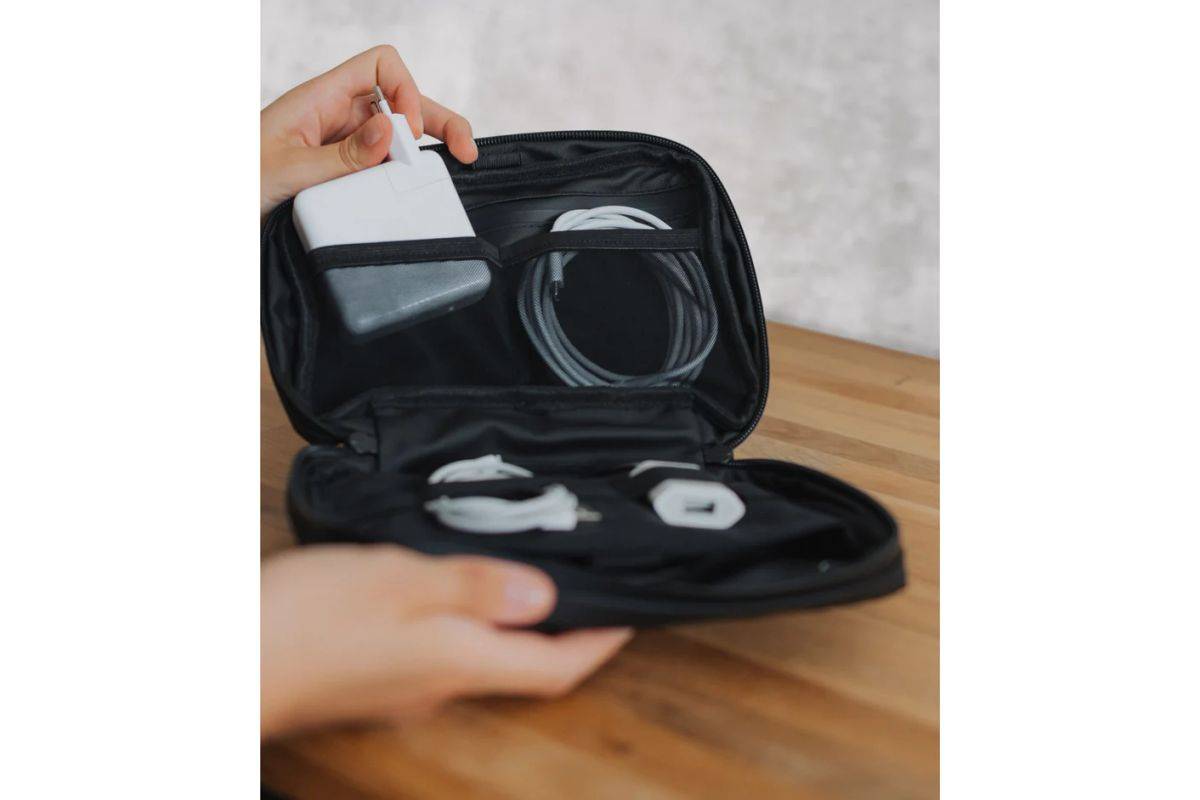Onemate Tech Organizer / zwart-1
