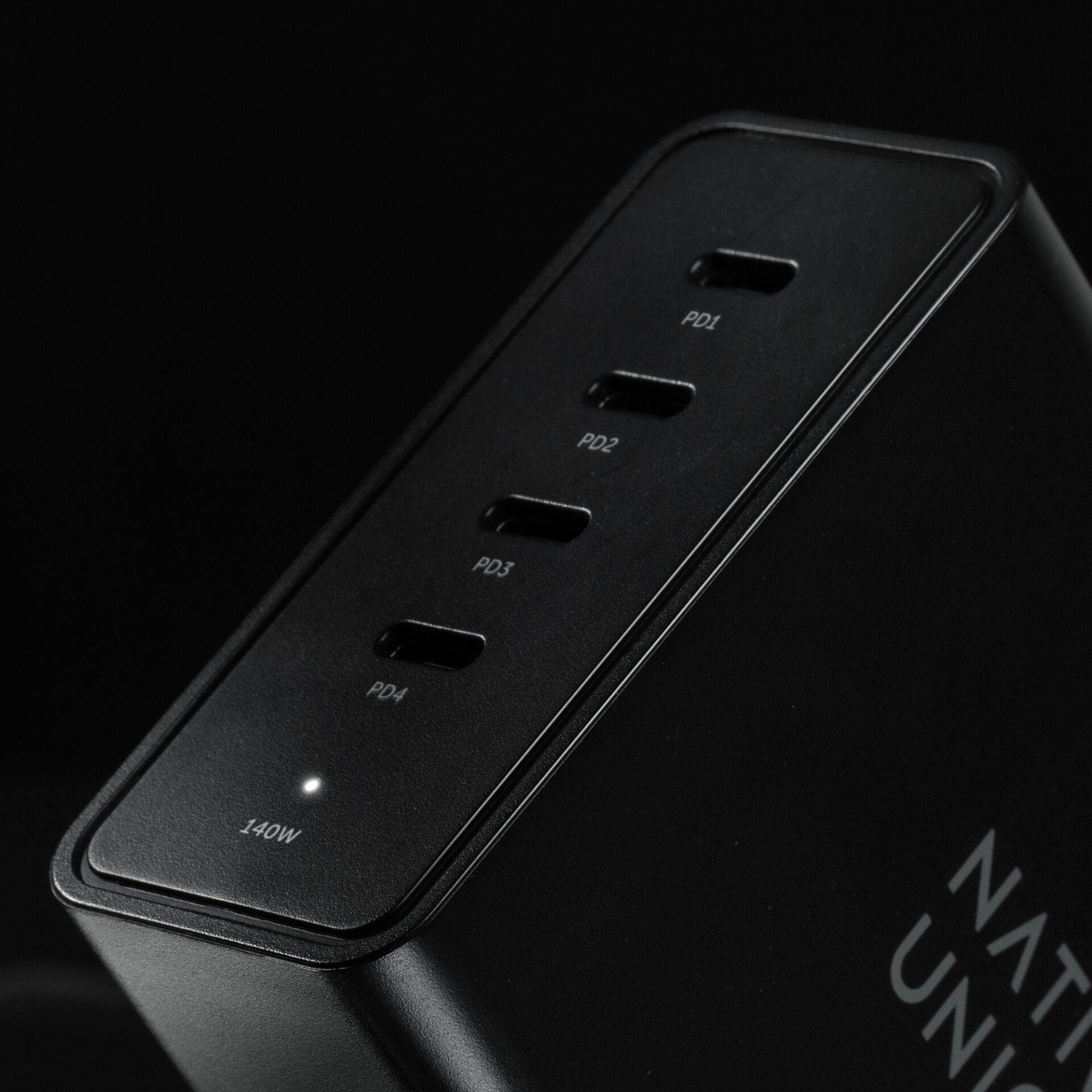 Native Union 140W Type-C PD GaN snellader voor desktops, zwart-0
