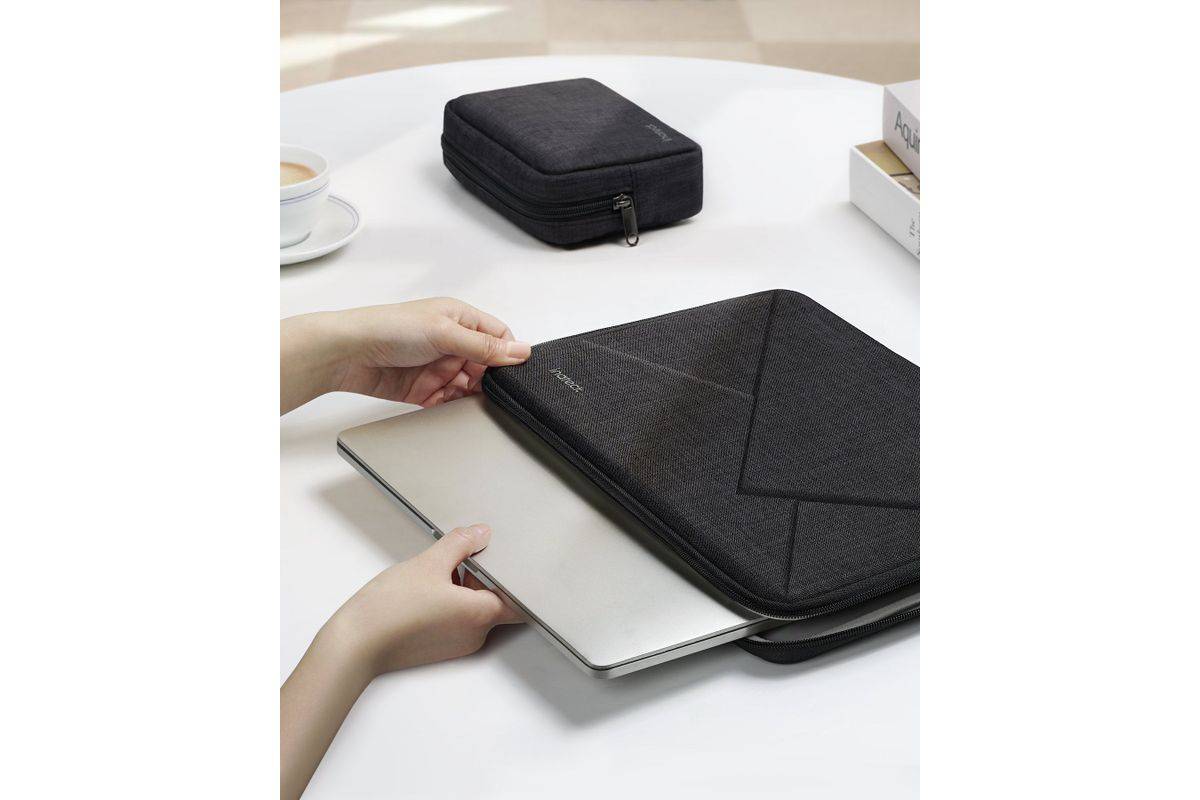 Inateck 13" laptoptas met accessoirevak LB01007-13_zwart-1