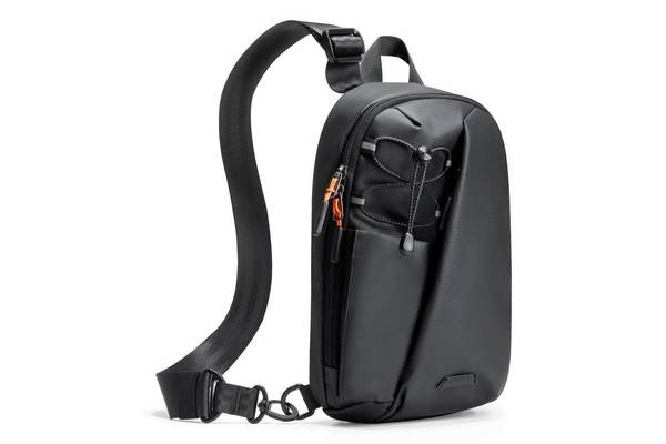 Inateck FB01003 zwarte unisex schoudertas van polyester.