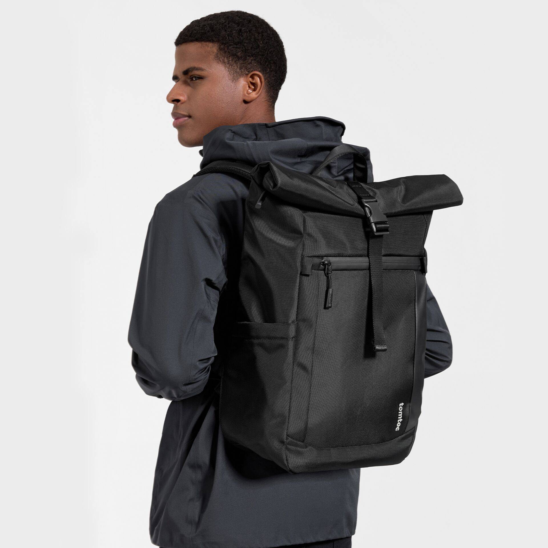 tomtoc Navigator-T61 Rolltop Rugzak 25L-30L zwart-1