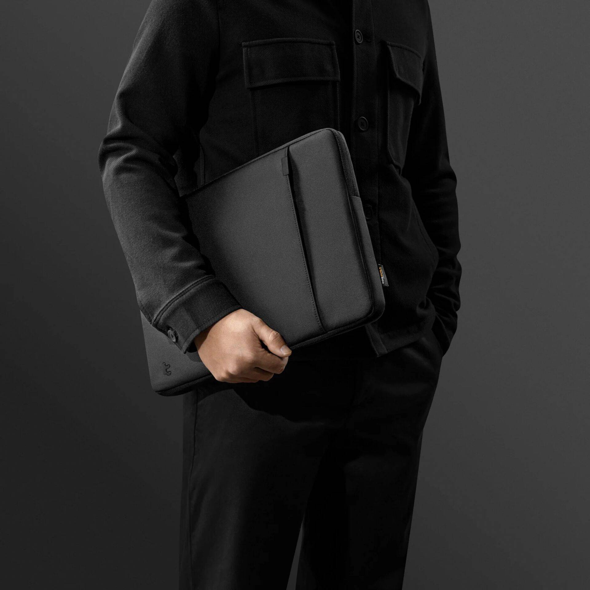 Tomtoc Defender-A13 Premium laptophoes 16 inch zwart-4