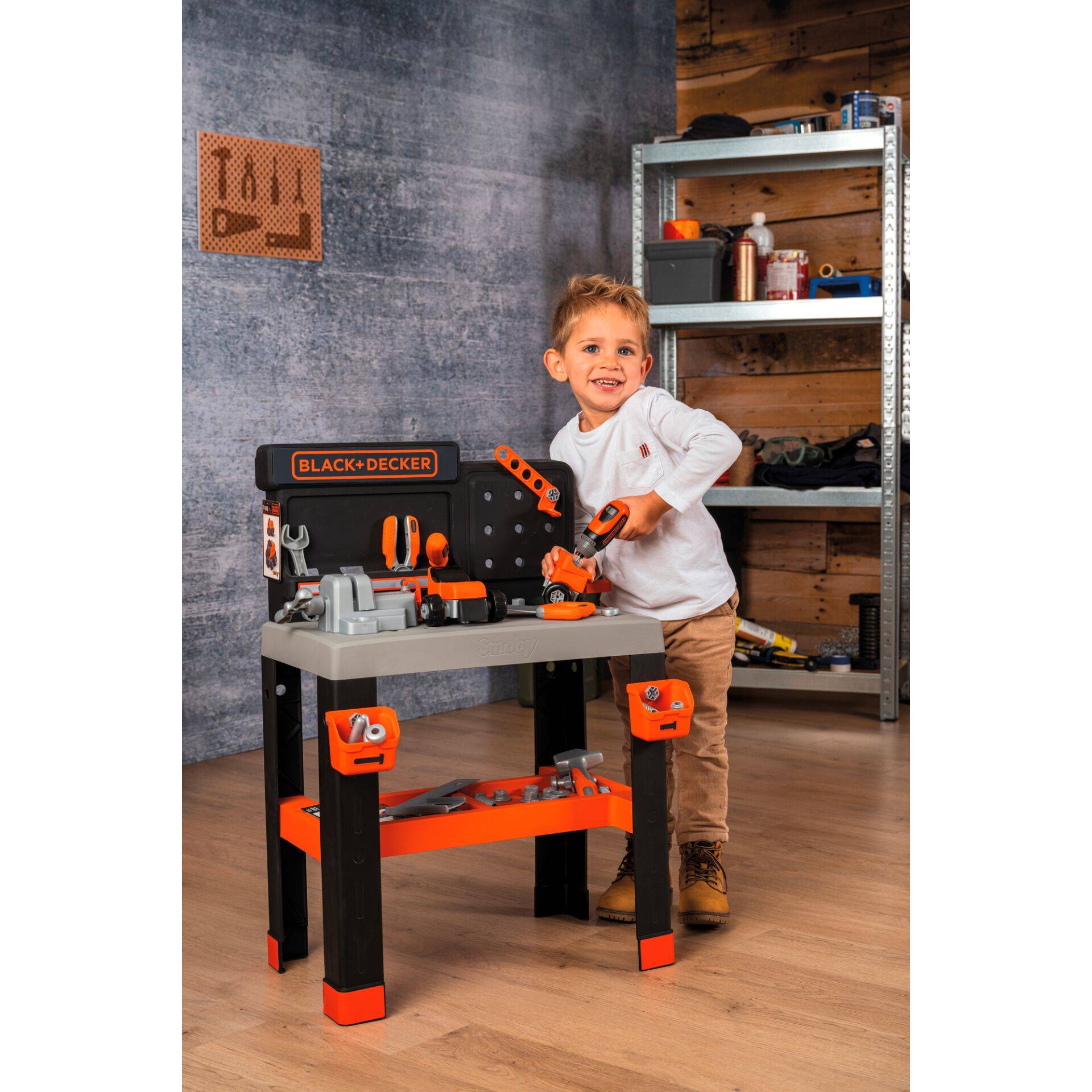 Smoby Black & Decker Pro Werkbank Model 2025-1