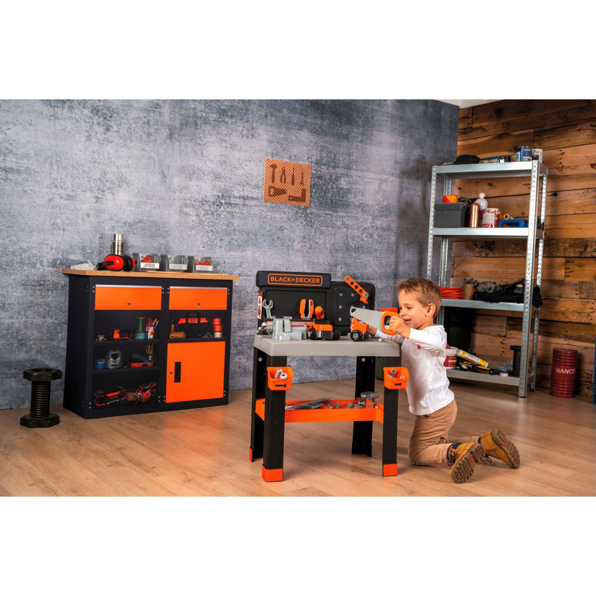 Smoby Black & Decker Pro Werkbank Model 2025-3