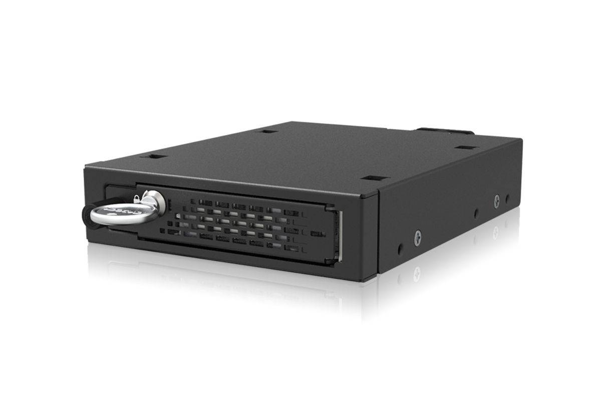 We-Ra. IcyDock ToughArmor 1x25" U.2/U.3 NVMe naar PCIe 5.0MCIO OEM-5