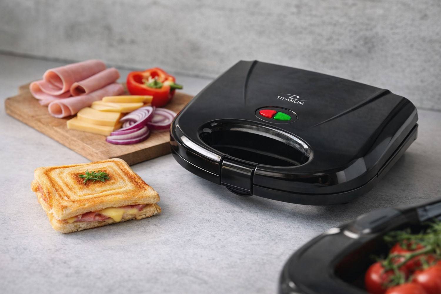 TITANUM TKT005K sandwichmaker 700 W Zwart-4