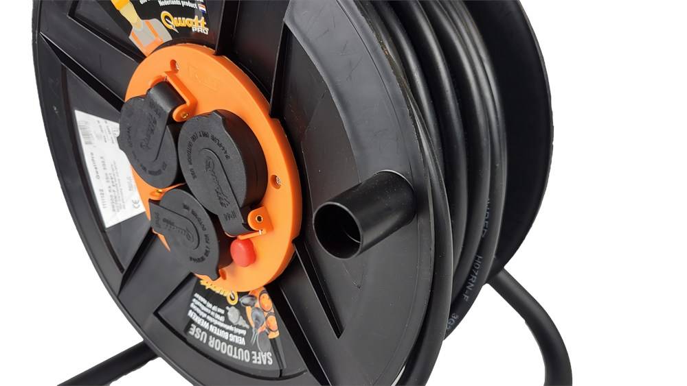 Kabelhaspel Qwatt Pro 1111020 Neopreen 50Mtr 3X1,5-2