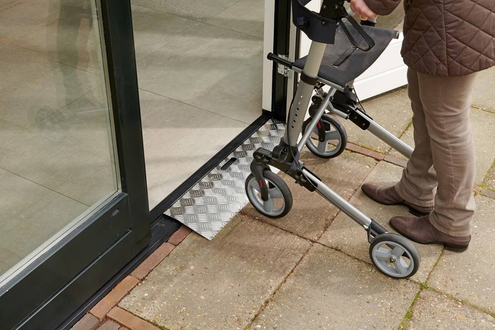 Secucare Aluminium Drempelhulp Hoogte 0-30Mm.-2