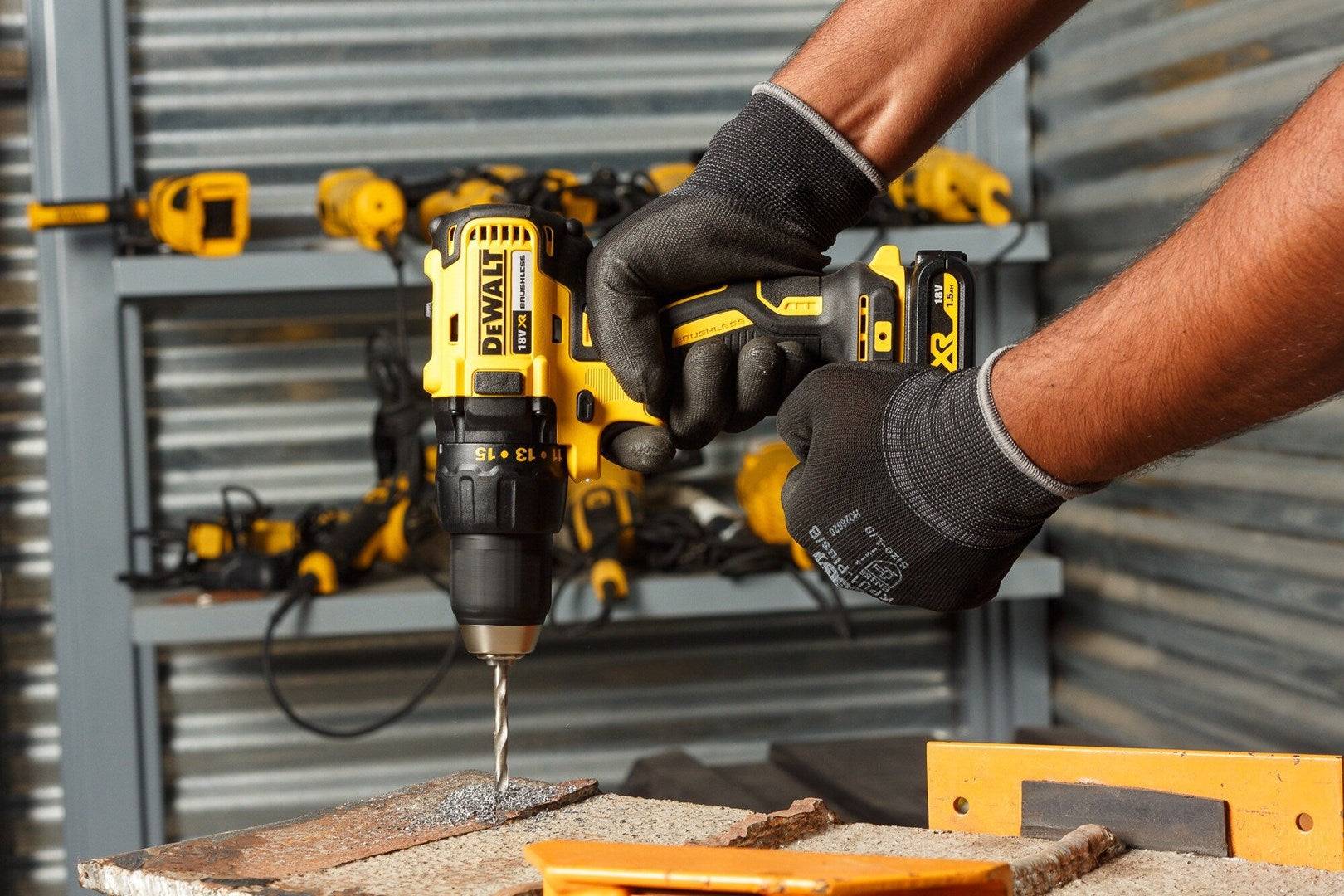 DEWALT DCD777D2T 18V Boor-/Schroefmachine met 2 x 2,0Ah Accu's en Oplader-1