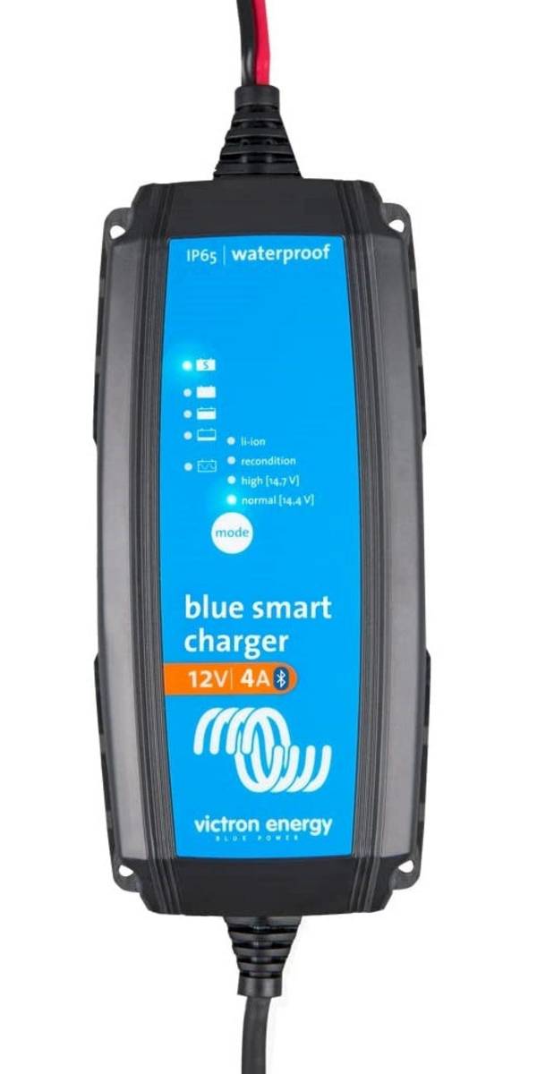 Victron Energy Blue Smart IP65 Loodzuur Batterijlader, 12V 4A (BPC120433064R)
