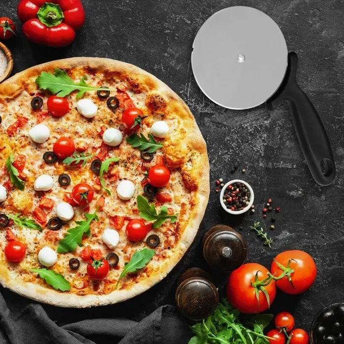 FACKELMANN PROFESSIONAL Pizzapan en Snijset - 33 cm Perforated Pan - RVS Snijder-4