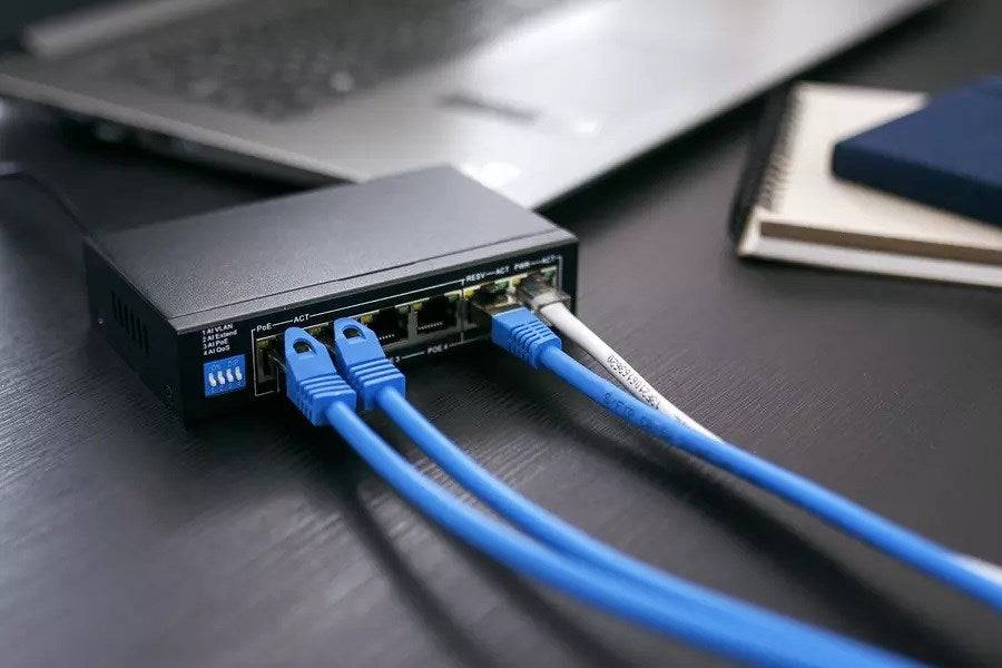 Extralink KRIOS PoE Switch 4x Gigabit PoE 60W 2x RJ45 Uplink-1