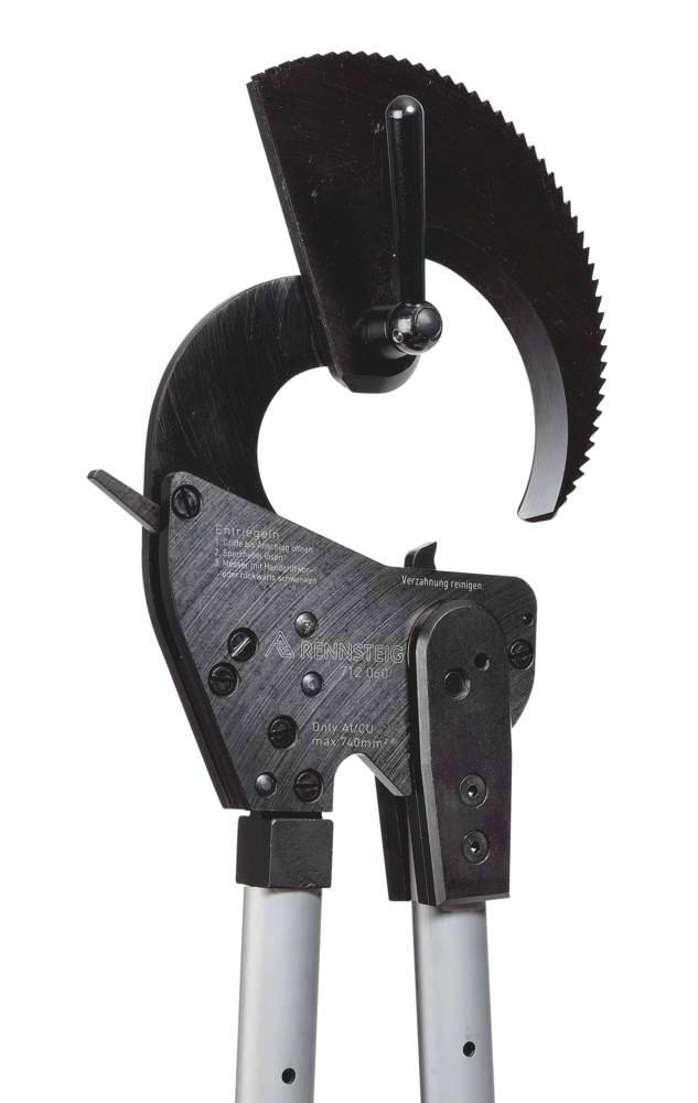 Szczypce przemysłowe z ząbkowanym ostrzem i dźwignią, odpowiednie do cięcia grubych kabli lub prętów metalowych.