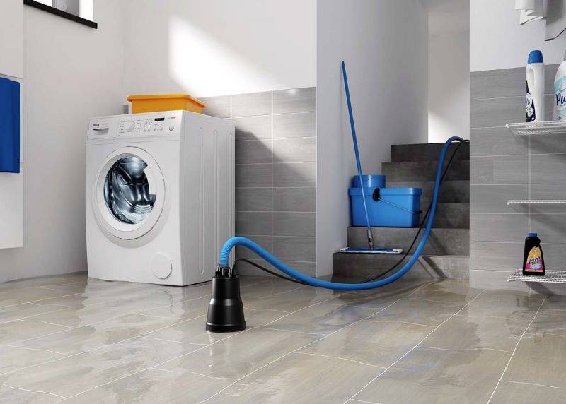 Занурювальний насос Zehnder Pumpen 13187, 330 Вт, 0,7 бар, 5500 л/год, 7 м