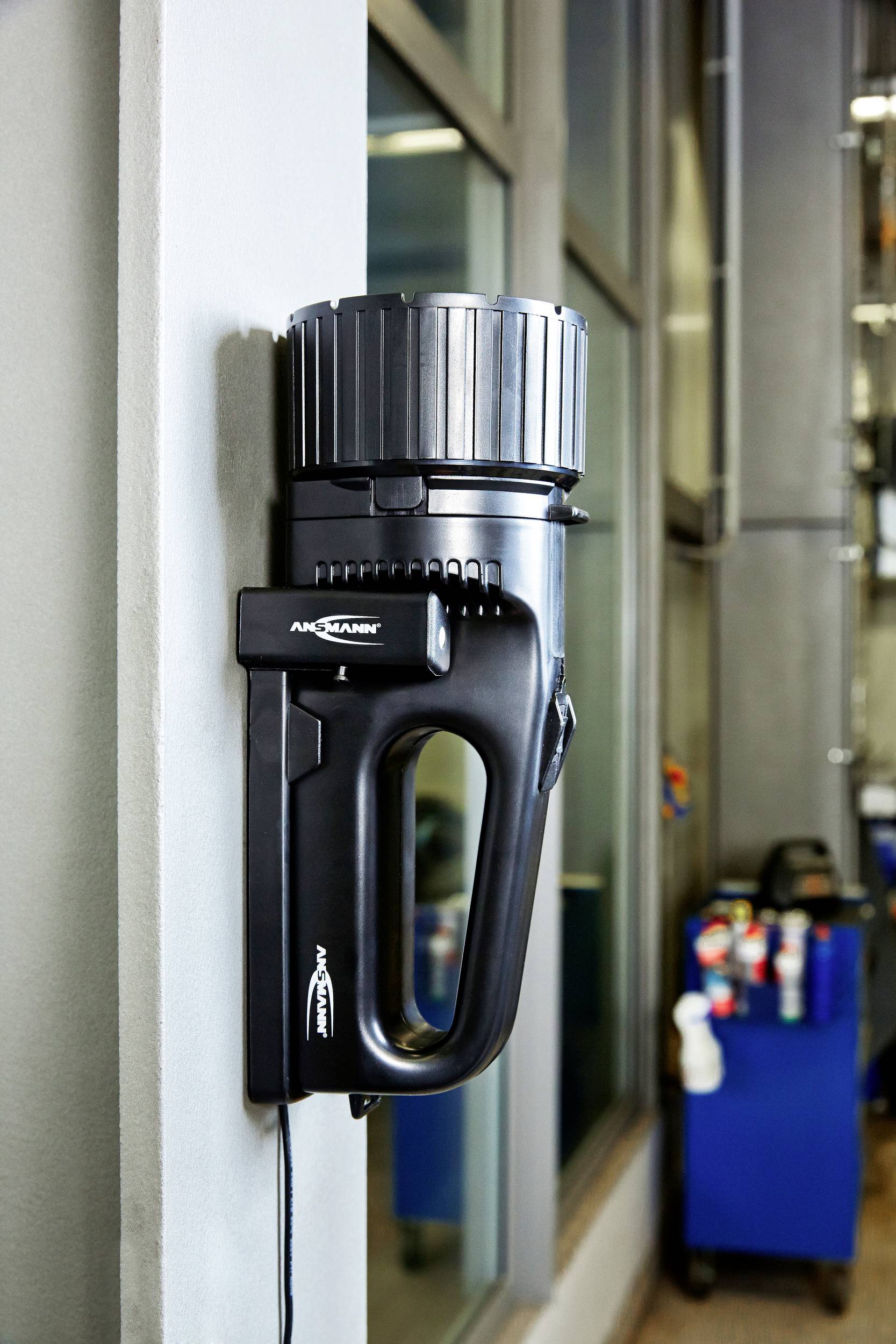 Акумуляторний ручний прожектор Ansmann Future HS1000FR 1600-0055-510, 5 Вт, 330 лм