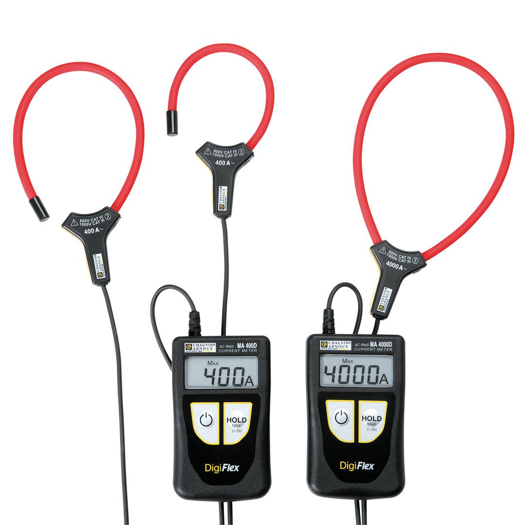 Dwa cyfrowe mierniki prądu z elastycznymi czujnikami i wyświetlaczem do prezentacji wartości pomiarowych. Są używane do pomiaru natężenia prądu.