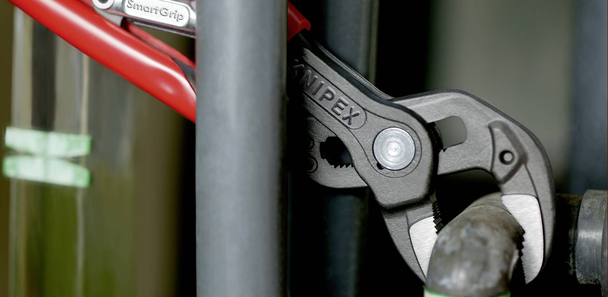 Плоскогубці для водяних насосів Knipex SMARTGRIP 85 01 250 250 мм