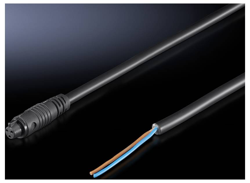 Czarny kabel elektryczny z wtyczką, na końcach widoczne dwa przewody: niebieski i brązowy.