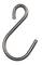 Pojedynczy metalowy hak w kształcie litery S, używany do zawieszania różnych przedmiotów.