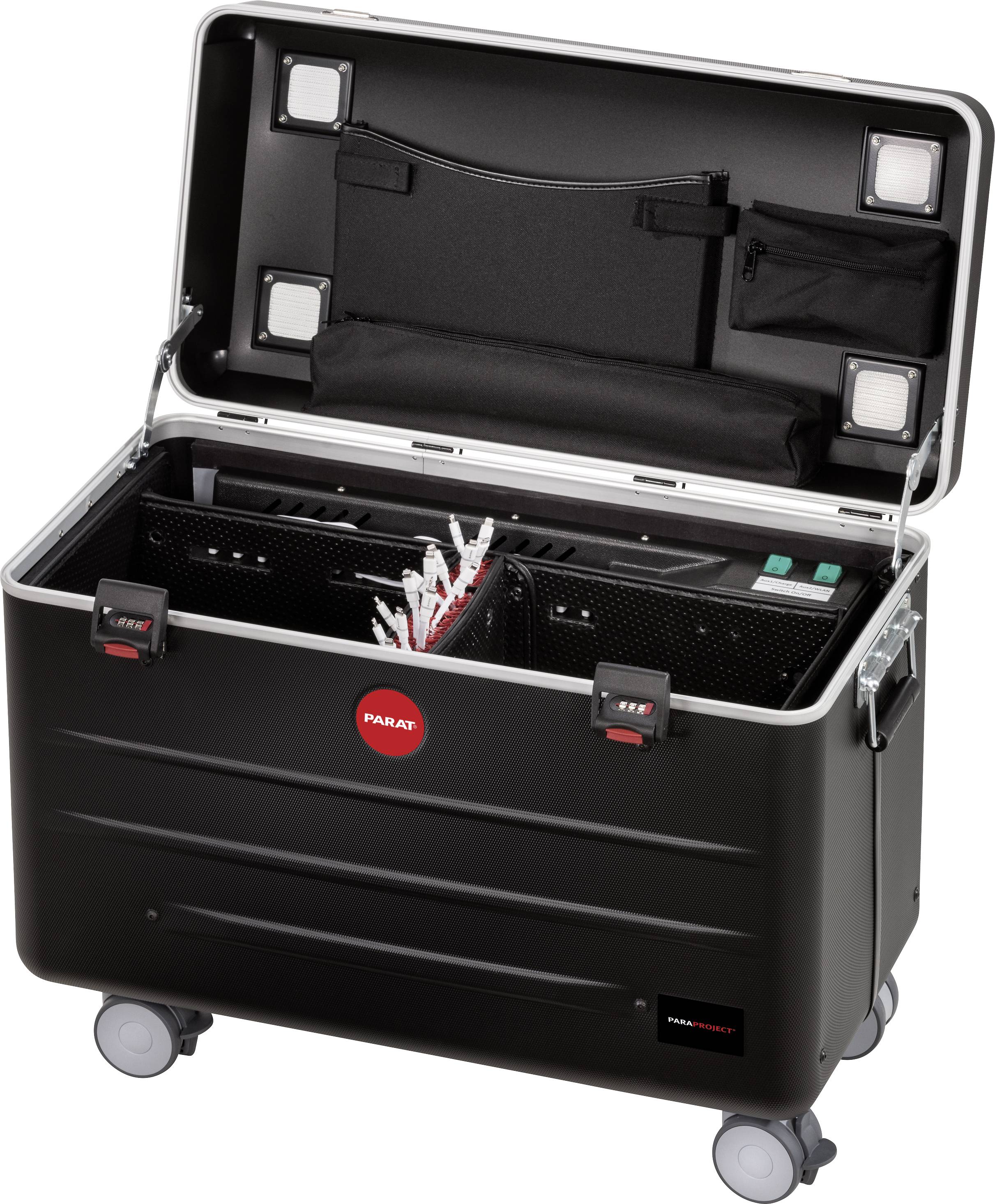 Otwarty czarny walizka na kółkach, zawierająca kilka tabletów w uchwytach. Na górze umieszczone są zasilacze i przewody.