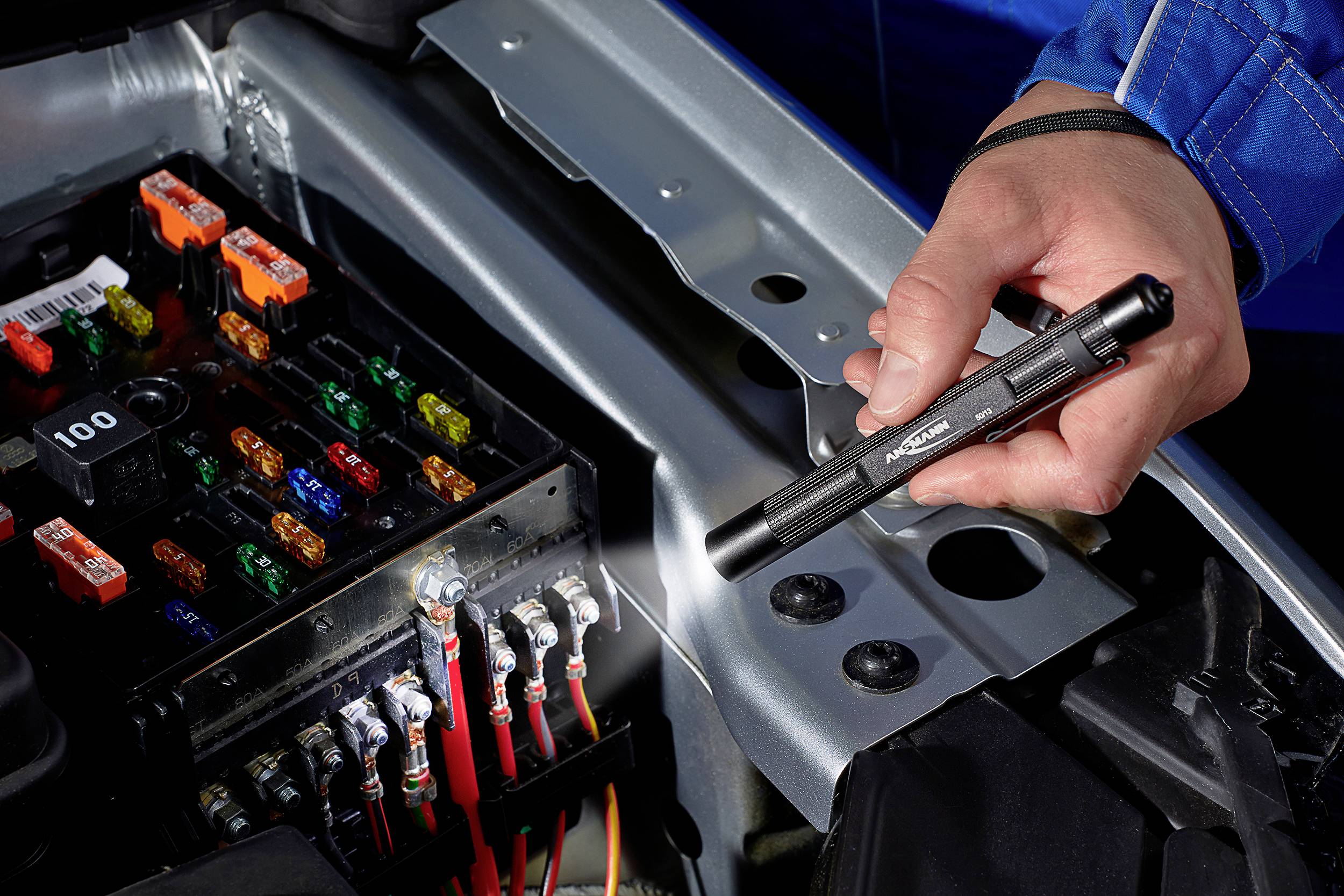 Ліхтарик-ручка Ansmann 1600-0160 Future T120 LED 115 мм чорний