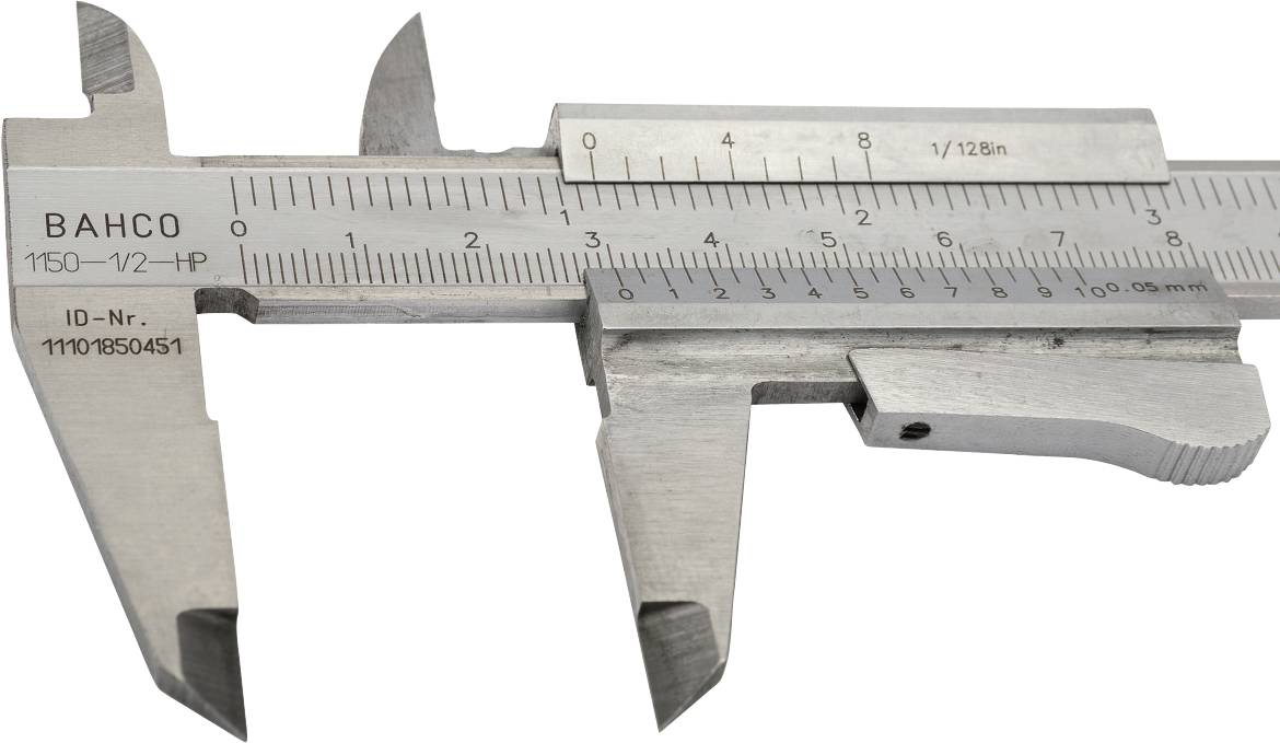 Suwmiarka z podziałką milimetrową i calową, prezentująca precyzyjne narzędzia pomiarowe wykonane z metalu. Grawerowane są informacje o marce i modelu.