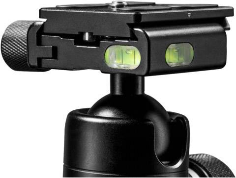 Czarny głowica statywu fotograficznego z poziomicami na górnej powierzchni, wskazujący poziome i pionowe ustawienie.