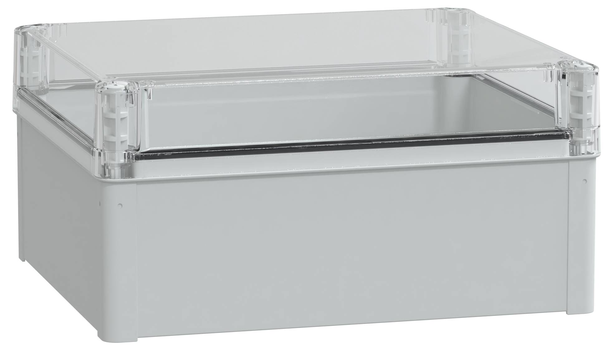 Przezroczysta obudowa z tworzywa sztucznego z szarą podstawą, wyposażona w pewne zatrzaski w narożnikach, przeznaczona do zabezpieczania komponentów elektronicznych.