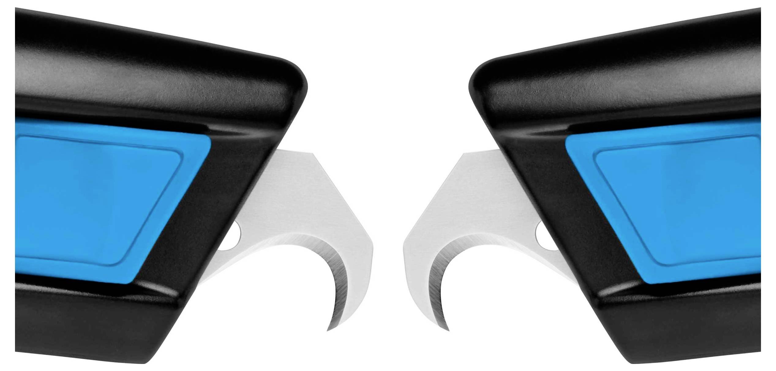 Dwie identyczne metalowe ostrza bezpieczeństwa z czarną i niebieską rękojeścią układają się symetrycznie naprzeciw siebie, tworząc lustrzane odbicie.