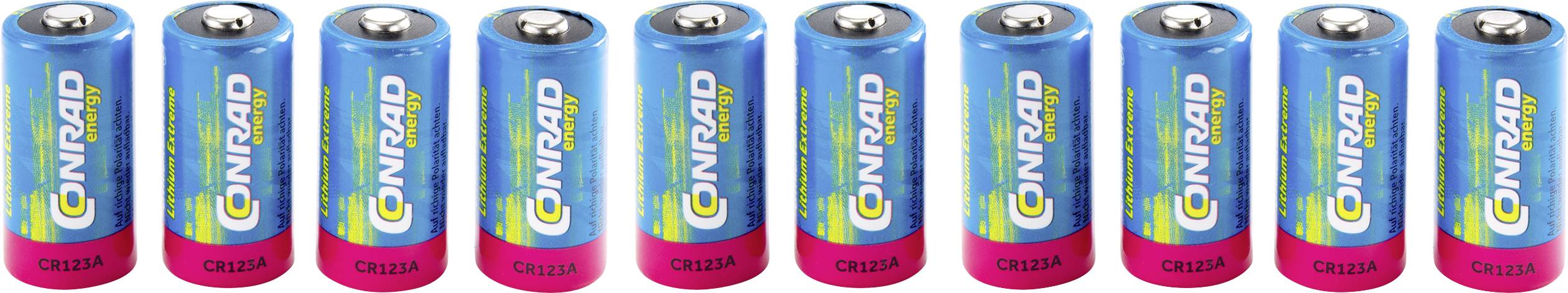 Rząd dziewięciu niebieskich baterii z żółtym napisem "CONRAD". Baterie stoją pionowo obok siebie.