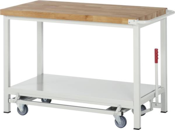 Mobilny stół roboczy z drewnianym blatem i metalową ramą na kółkach. Poniżej znajduje się półka.