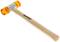 Młotek z drewnianą rękojeścią i pomarańczową plastikową główką.