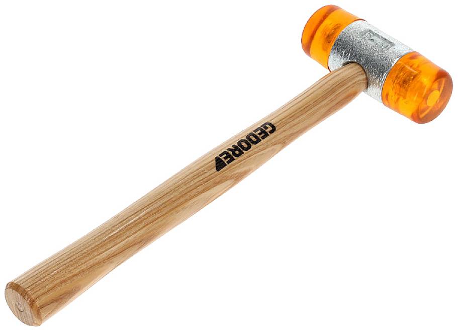 Młotek drewniany z pomarańczową głowicą z tworzywa sztucznego, idealny do pracy bez pozostawiania śladów uderzenia na powierzchniach.
