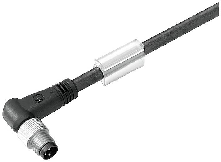 Czarny kabel z wtyczką kątową i metalową osłoną ekranującą, przeznaczony do połączeń elektronicznych.