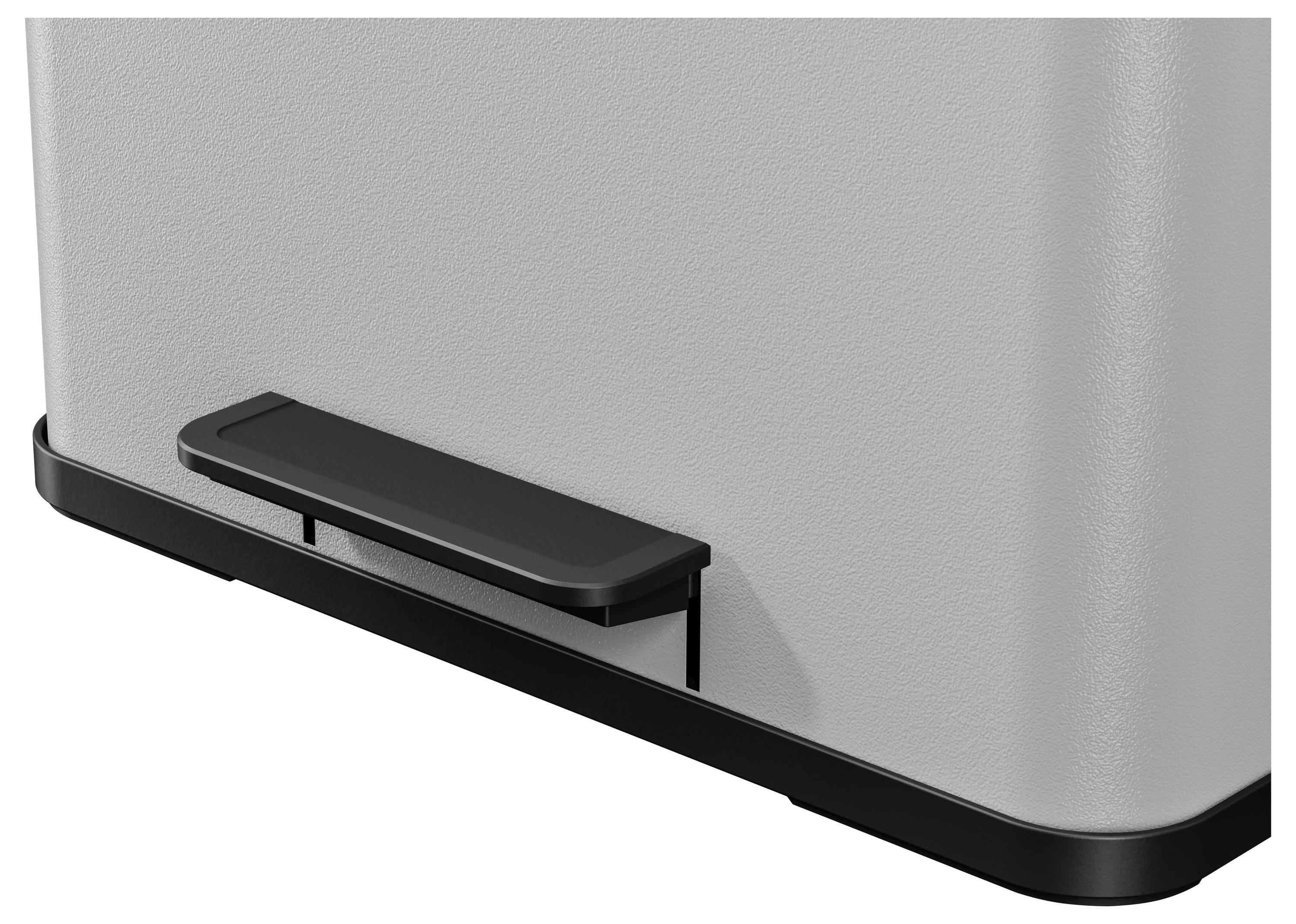 Szary kosz na śmieci z czarnym pedałem u podstawy.