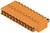 Pomarańczowy element plastikowy o falistym profilu i prostokątnym kształcie, prawdopodobnie łącznik lub osłona.