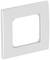 Biała kwadratowa pokrywa z kwadratowym otworem wewnętrznym, odpowiednia do stosowania przy włącznikach lub gniazdach elektrycznych.
