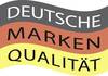 Obraz przedstawia napis 'Niemiecka jakość markowa' na falistych paskach w kolorach flagi niemieckiej: czarnym, czerwonym i żółtym.