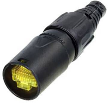 Czarny wtyk sieciowy z żółtą wkładką RJ45 do połączeń Ethernet, odpowiedni do zastosowań wymagających wytrzymałości i odporności na warunki atmosferyczne.