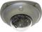Kamera monitorująca w obudowie kopułkowej, najczęściej montowana na sufitach w celu zapewnienia bezpieczeństwa i nadzoru wewnątrz pomieszczeń.