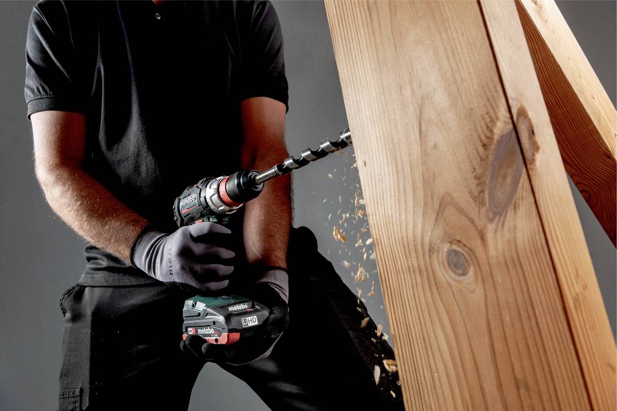 Акумуляторний дриль-шуруповерт Metabo BS 18 LT BL Q 602334890 18 В