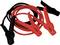Czerwone i czarne przewody rozruchowe z zaciskami, używane do uruchomienia pojazdu z rozładowaną baterią.