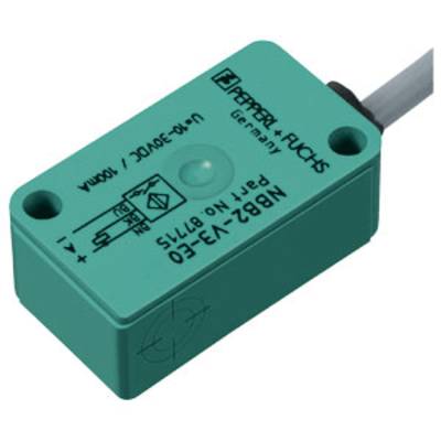 Przybliżeniowy czujnik indukcyjny Pepperl+Fuchs, prostokątny, zielony, model NB8-18GM50-E2-V1, napięcie 10-30V DC, złącze kablowe od góry.