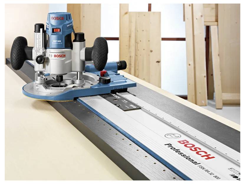 Направляюча шина Bosch Professional FSN RA 32 800 з перфорованою сіточкою